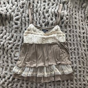 American Eagle lacy tank
